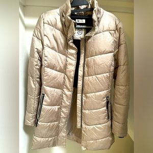 This puffy jacket is still as new as it was while bought.